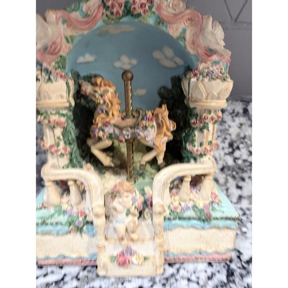 Vtg 1979 Carousel Horse Cherub Angel Music Box “Somewhere in Time” WORKS - Picture 6 of 6